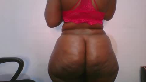 Snapshot of honey_beb chatting on October 2025 06:11:02 AM honey_beb online show from October 2025 06:11:02 AM