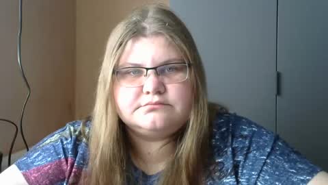Snapshot of honey_bunny_x chatting on July 2026 12:09:01 PM Bunny online show from July 2026 12:09:01 PM