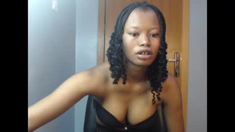 Sonia online show from October 2025 07:08:01 AM