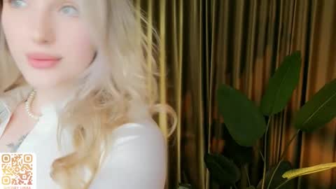 Snapshot of honey_kors chatting on March 2026 04:11:02 PM Lina online show from March 2026 04:11:02 PM