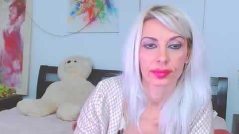 honey_lara online show from January 2026 01:20:02 AM