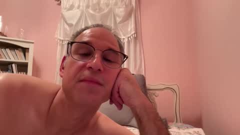 honey_man14 online show from October 2025 06:15:01 PM