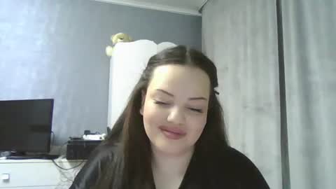 Snapshot of honey_miracle chatting on June 2026 05:04:02 PM honey_miracle online show from June 2026 05:04:02 PM