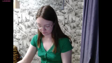 Lina online show from January 2025 02:51:02 PM