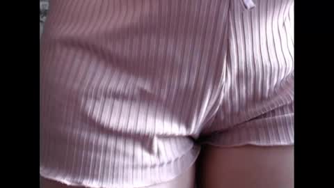 Lina online show from February 2025 11:49:01 AM