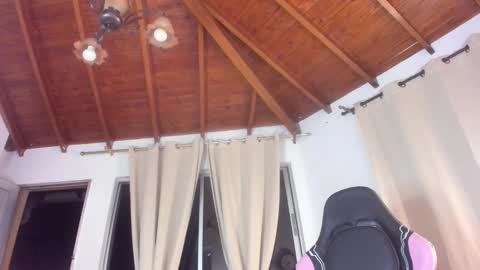 Snapshot of honey_sunshine7 chatting on September 2025 12:43:01 AM Isabella online show from September 2025 12:43:01 AM