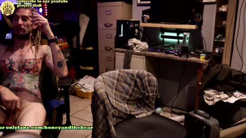 Honey and Bear online show from December 2024 06:50:02 AM