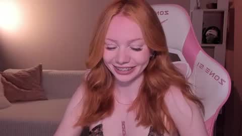 Snapshot of honeyautumn chatting on July 2026 07:09:01 PM honeyautumn online show from July 2026 07:09:01 PM