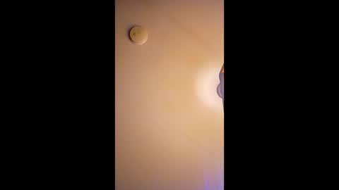 honeybear2026 online show from December 2025 05:02:01 AM