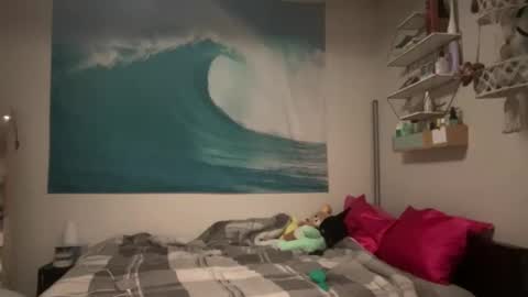 honeybun_z online show from December 2025 06:27:02 PM