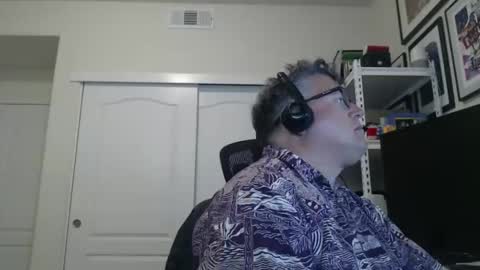 Snapshot of honeybunches1777 chatting on April 2026 11:49:01 PM honeybunches1777 online show from April 2026 11:49:01 PM