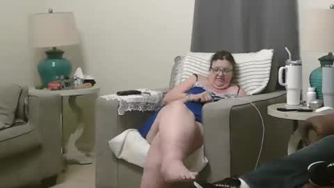 Snapshot of honeybuns344636 chatting on March 2025 09:14:02 PM Honey online show from March 2025 09:14:02 PM