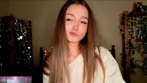 Snapshot of honeycomfya chatting on May 2026 01:37:01 PM Masha online show from May 2026 01:37:01 PM