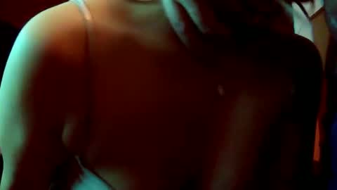 Snapshot of honeydrips_ chatting on February 2026 07:51:01 AM Honey Drips online show from February 2026 07:51:01 AM