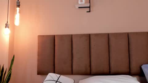 honeygray02 online show from December 2025 03:35:01 AM