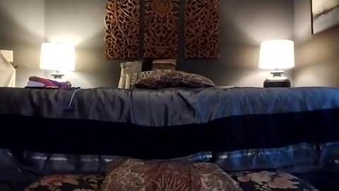 Honey online show from January 2025 02:00:01 PM