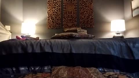 Honey online show from February 2025 02:02:01 PM