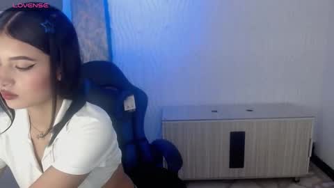 HONEY LUXE online show from February 2026 04:18:02 AM