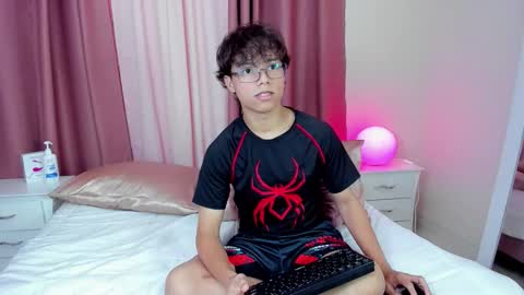 honeymoon_sariel online show from December 2025 08:04:02 PM