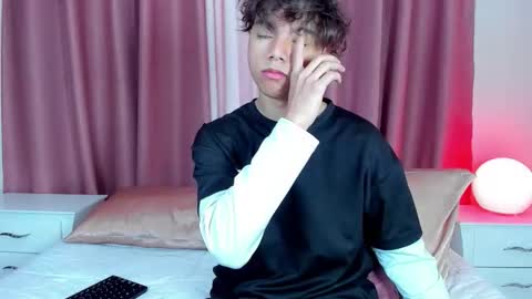 Snapshot of honeymoon_sariel chatting on March 2026 01:28:01 PM honeymoon_sariel online show from March 2026 01:28:01 PM