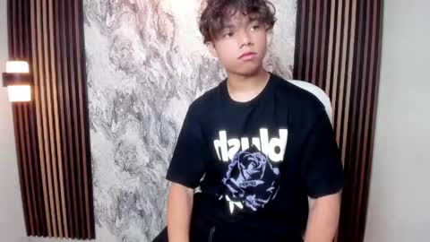 Snapshot of honeymoon_sariel chatting on April 2026 01:36:02 PM honeymoon_sariel online show from April 2026 01:36:02 PM