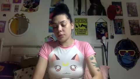 Snapshot of honeyruby chatting on December 2025 03:45:02 AM Ruby Sparks online show from December 2025 03:45:02 AM