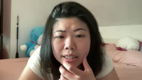 HoneySunshineNeko online show from April 2026 01:53:01 PM