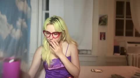 Snapshot of honeyxlimbed chatting on September 2025 06:15:02 AM Emi Rose online show from September 2025 06:15:02 AM