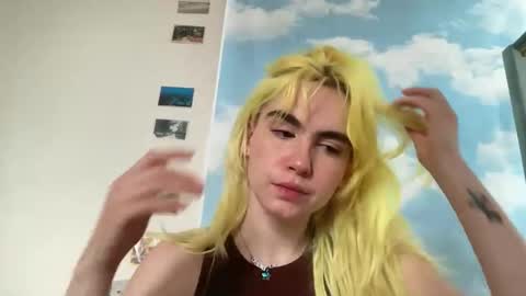 Emi Rose online show from April 2026 08:28:02 PM