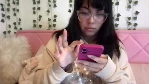 honeyyy89 online show from February 2026 04:34:02 PM