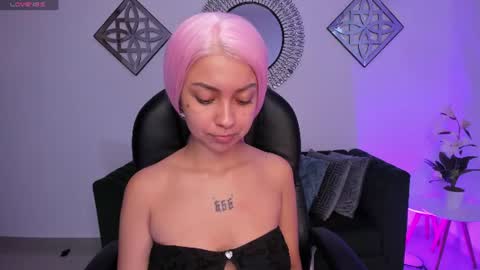 honeyy_taylor online show from August 2026 11:45:02 AM