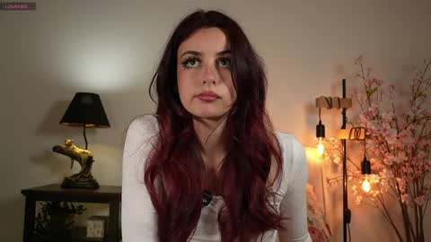 Snapshot of honeyyykate chatting on April 2026 09:24:01 AM Kate online show from April 2026 09:24:01 AM