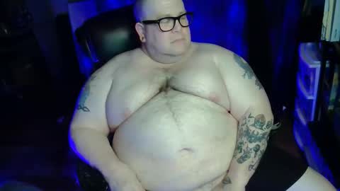Snapshot of hoosierdaddyxl chatting on April 2026 03:23:01 AM Sir online show from April 2026 03:23:01 AM
