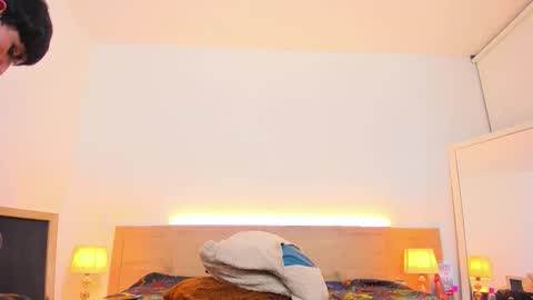 hoot_booys_ online show from November 2025 09:28:02 AM