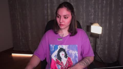 Snapshot of hoot_owl_cb chatting on March 2026 09:21:02 AM Karina online show from March 2026 09:21:02 AM