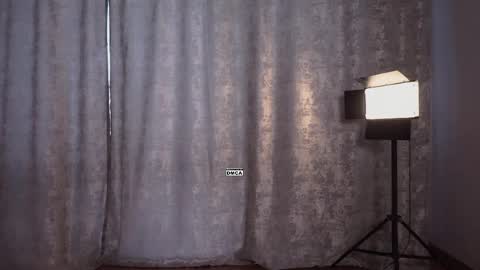 Snapshot of hoot_owl_cb chatting on April 2026 06:07:02 AM Karina online show from April 2026 06:07:02 AM