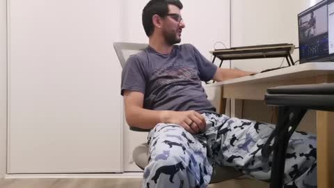 hopefulguy86 online show from May 2026 11:01:04 PM