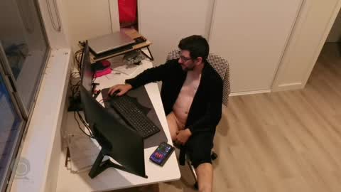 hopefulguy86 online show from May 2026 07:13:01 AM