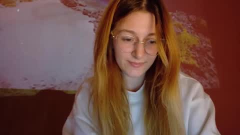 Snapshot of hoperosie chatting on April 2026 09:53:02 PM Bellatrix Ira online show from April 2026 09:53:02 PM