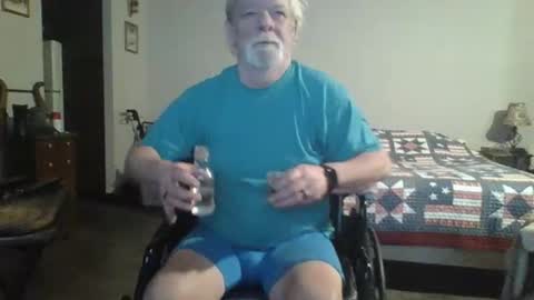 Snapshot of hormonemonster27 chatting on January 2025 09:00:02 AM Hormone Monster online show from January 2025 09:00:02 AM