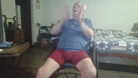 Snapshot of hormonemonster27 chatting on January 2025 05:30:01 AM Hormone Monster online show from January 2025 05:30:01 AM