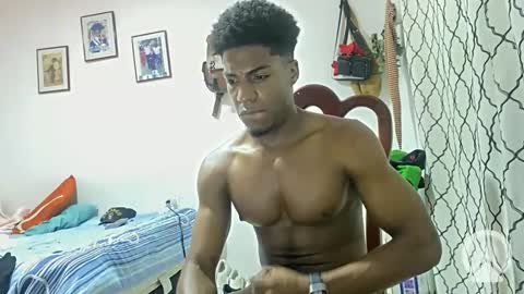 Snapshot of horneyguy2399 chatting on January 2025 07:06:02 AM sugarbaby online show from January 2025 07:06:02 AM