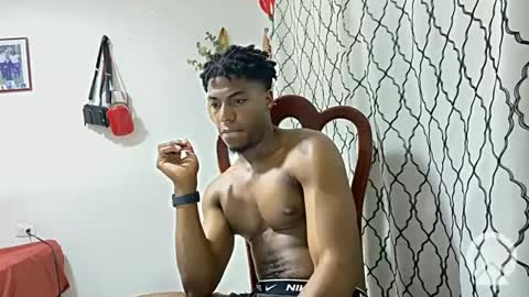 Snapshot of horneyguy2399 chatting on February 2025 02:37:02 AM sugarbaby online show from February 2025 02:37:02 AM