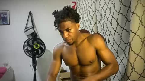 Snapshot of horneyguy2399 chatting on September 2025 01:52:01 AM sugarbaby online show from September 2025 01:52:01 AM