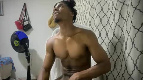 Snapshot of horneyguy2399 chatting on September 2025 01:16:02 PM sugarbaby online show from September 2025 01:16:02 PM