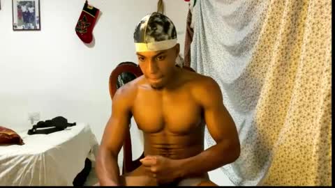 Snapshot of horneyguy2399 chatting on April 2026 03:17:02 PM sugarbaby online show from April 2026 03:17:02 PM