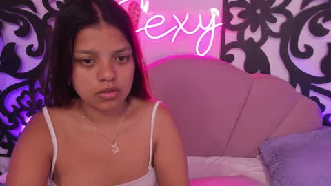 CATALINA Y LAURA  online show from March 2025 11:20:01 AM