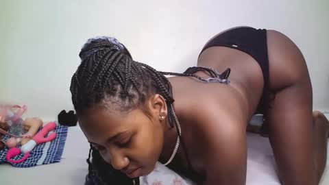 Snapshot of horny_cutiey chatting on April 2026 09:39:01 PM cutiey online show from April 2026 09:39:01 PM