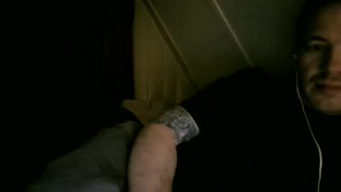 Snapshot of horny_dutch020 chatting on April 2026 03:04:02 AM horny_dutch020 online show from April 2026 03:04:02 AM