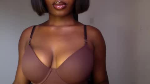 Snapshot of horny_goddess_delilah chatting on May 2026 11:26:02 AM delilah online show from May 2026 11:26:02 AM